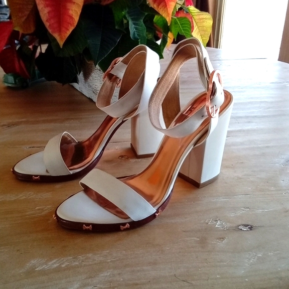 Ted Baker heels size 10 - Picture 2 of 8